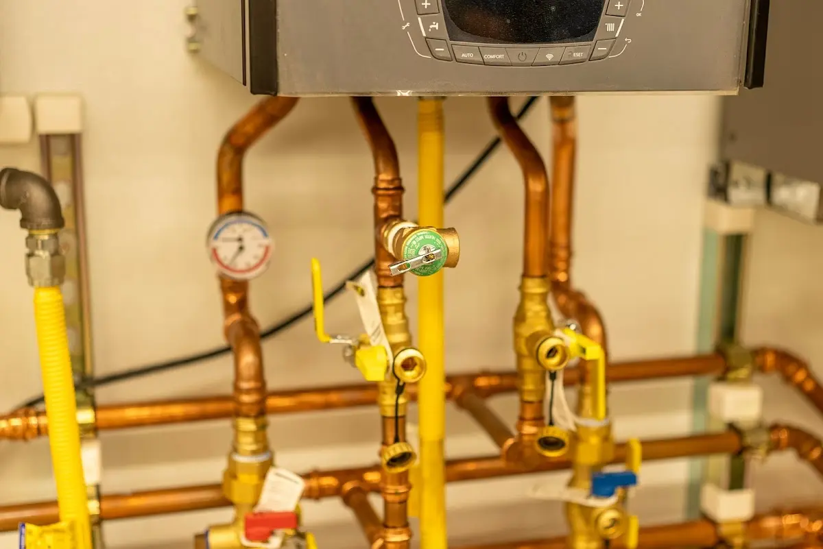 Licensed technician providing Emergency Plumbing for a homeowner in Smithville